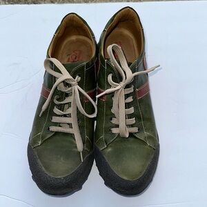 Original VOYAGE Green Leather Lace-Up Sneakers Unisex Size 11